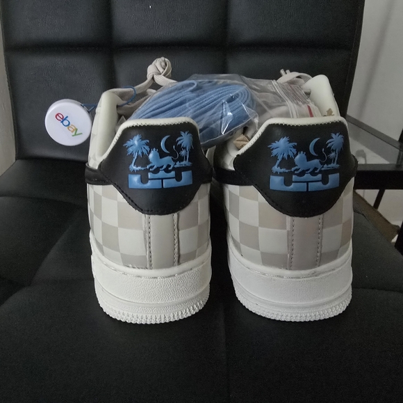 Lebron Air force 1 - Picture 3 of 6